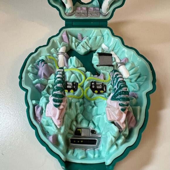 Vtg Mighty Max Cyclops, Versus Nuke, Ice Alien Doom Bluebird Playset No Figures - Picture 5 of 11